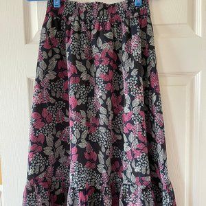 NWT-Loft Leafed Tiered Midi Skirt- Size XSmall